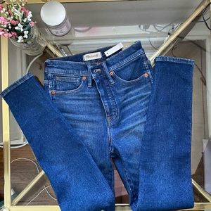 {SOLD} NWT madewell 10 in high rise jeans